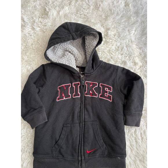 Nike Toddler Boy Sz. 24 Mo. Fleece Lined Zip Hoodie. Cute, Fun - Picture 1 of 7